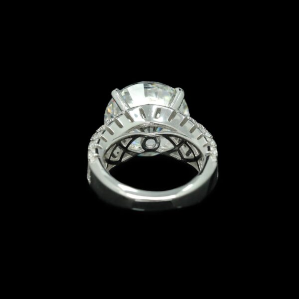 #253 Fashionable and High-end 925 silver Niche design Wedding ring - Image 4