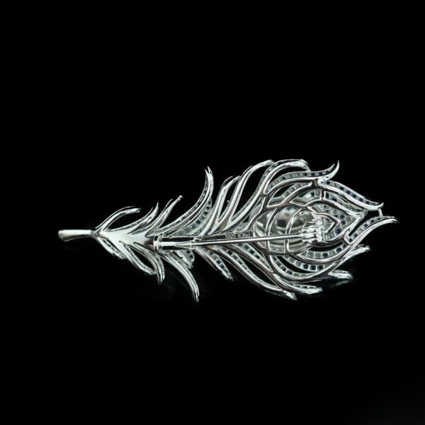 #182 Fashionable, high-end and Elegant Jewelry brooch for girls - Image 4