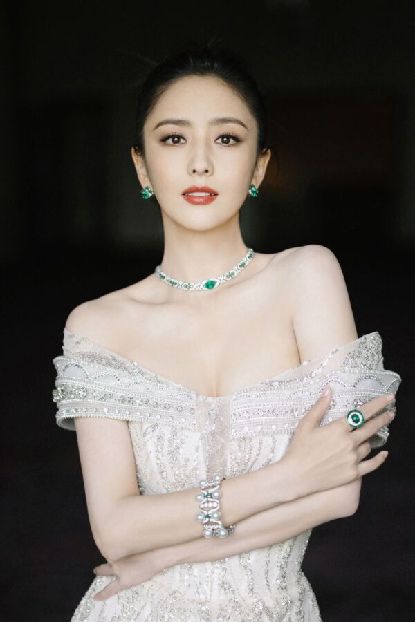 #191 Elegant green women's necklace with a fashionable and high-end feel - Image 6