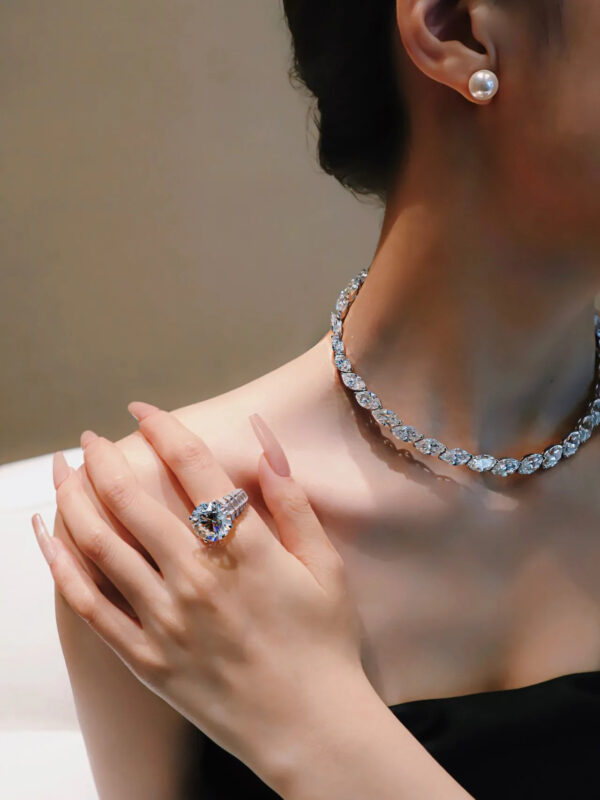 #253 Fashionable and High-end 925 silver Niche design Wedding ring - Image 9