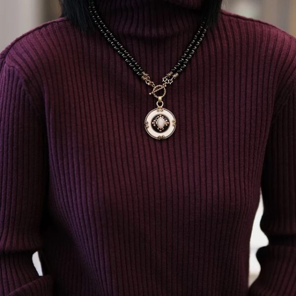 #314 Stylish and High-end retro black agate necklace - Image 3