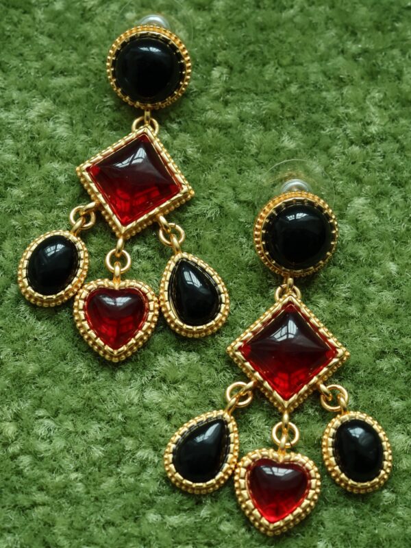 #316 Retro and High-end glass earrings - Image 2