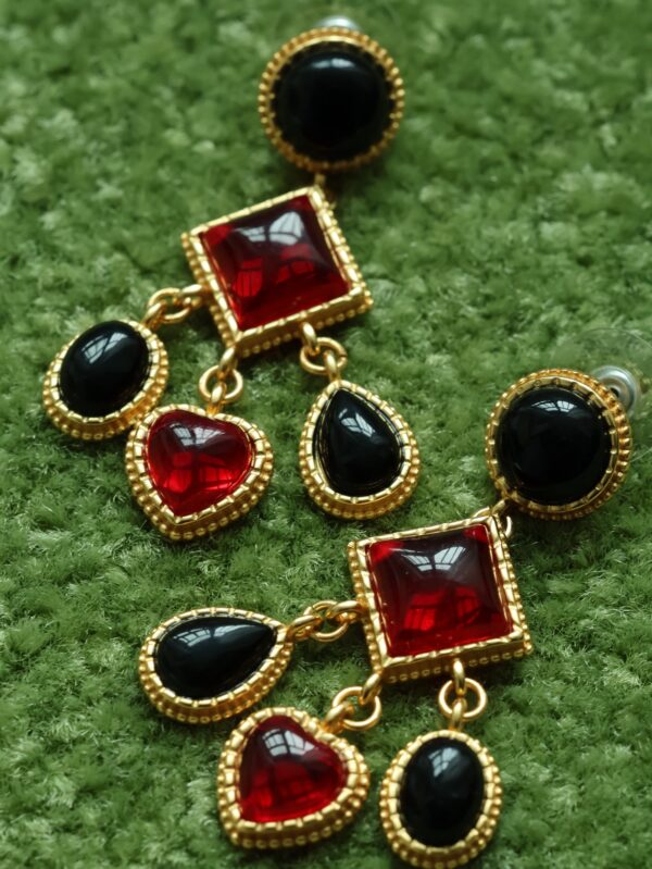 #316 Retro and High-end glass earrings - Image 3