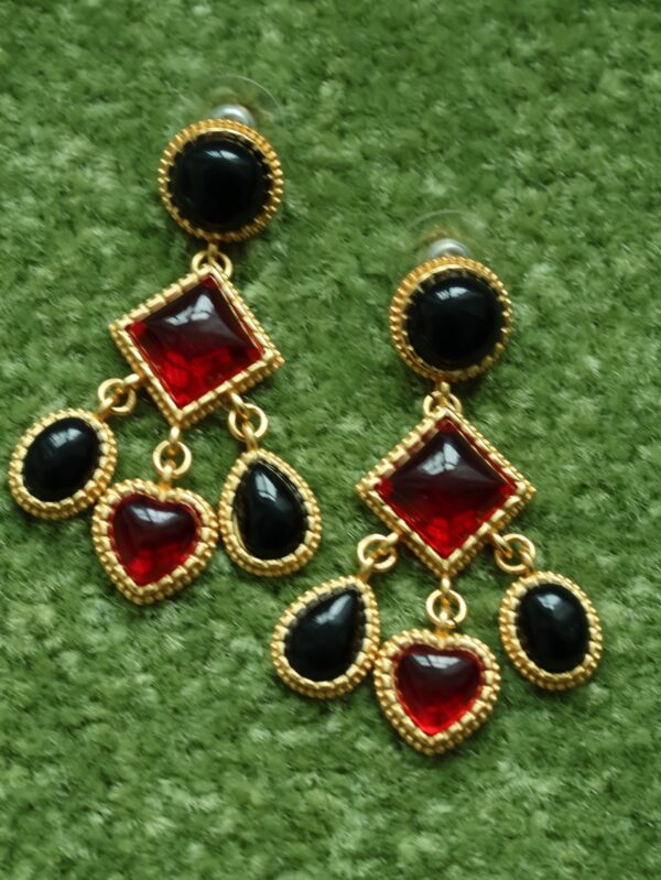 #316 Retro and High-end glass earrings - Image 4