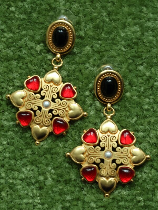 #316 Retro and High-end glass earrings - Image 6