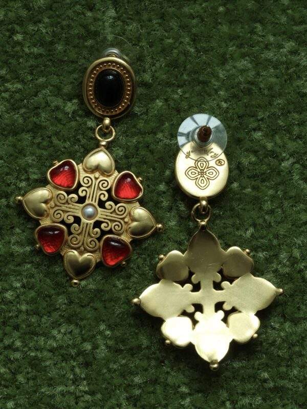 #316 Retro and High-end glass earrings - Image 9