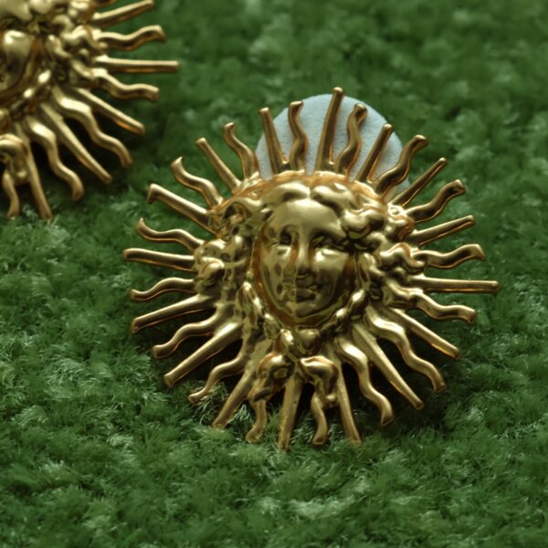 #316 Retro and High-end glass earrings - Image 11