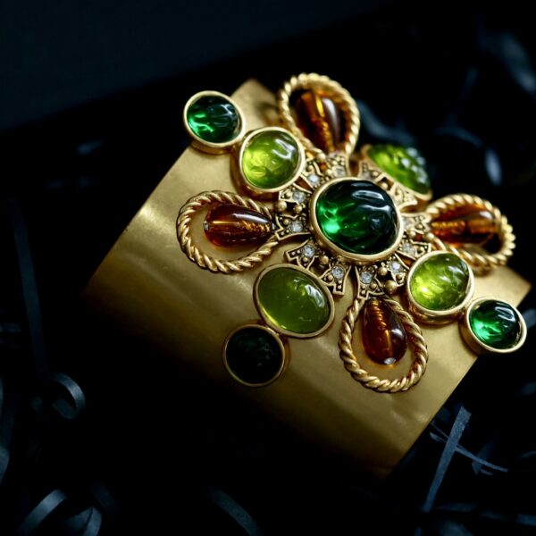 #315 Stylish and High-end Retro brass Glass bracelet - Image 3