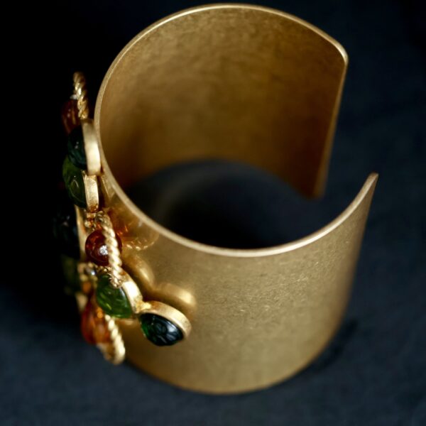 #315 Stylish and High-end Retro brass Glass bracelet - Image 7