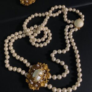 #311 Fashionable and High-end retro Pearl Necklace
