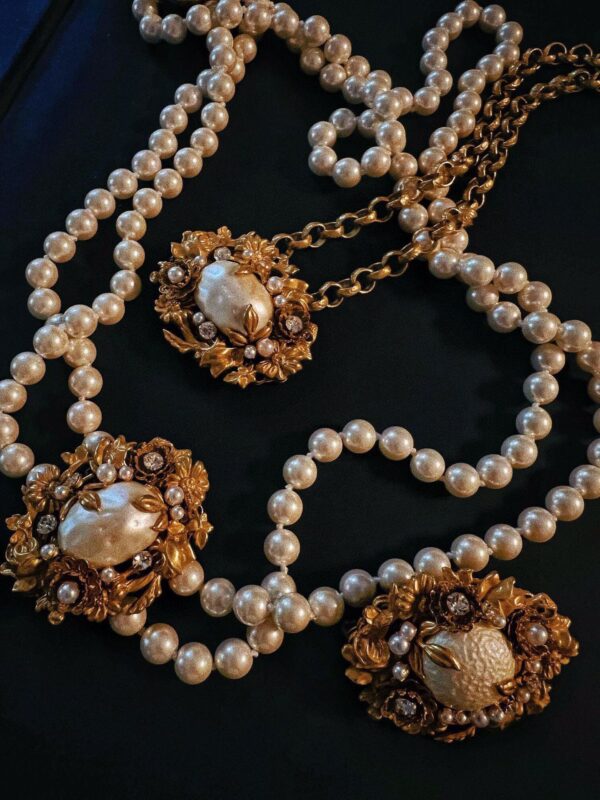 #311 Fashionable and High-end retro Pearl Necklace - Image 7