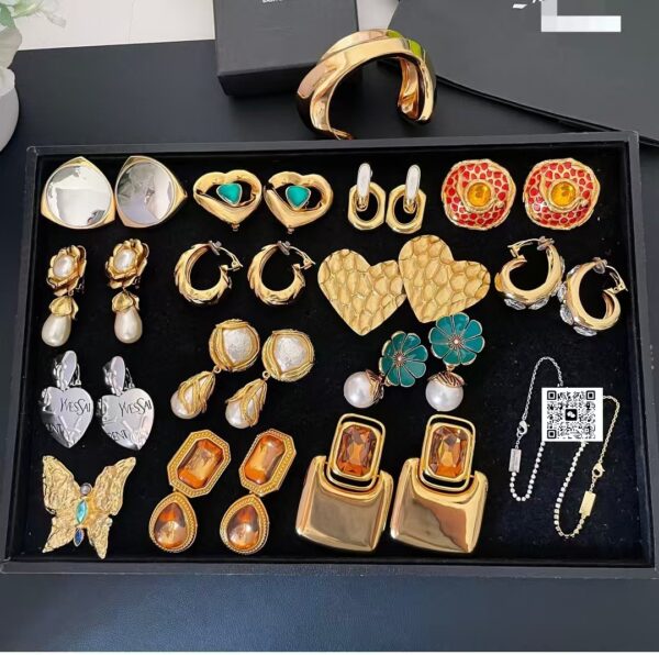436#Fashionable new ear clip, European and American light luxury style, high-end feeling, rhinestone earrings, stage versatile accessories, women's earrings - Image 18
