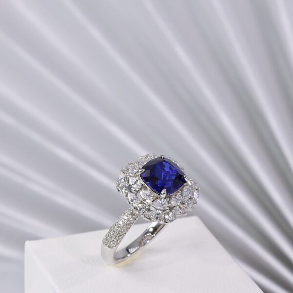 #136 S925 Silver Light Luxury Exquisite High-end 3-carat square cushion-shaped cultivated pigeon blood red gemstone ring - Image 10
