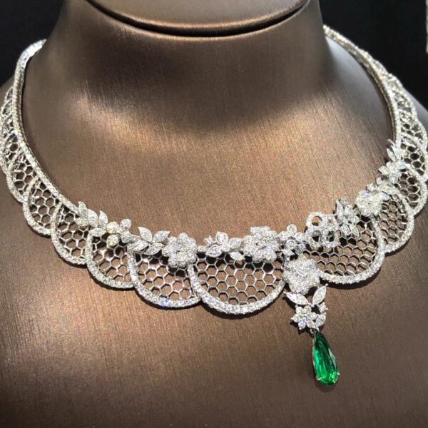 371#High end natural emerald necklace with main stone of 1.24 carats, 18k gold inlaid with diamonds and international certificate vvg - Image 6