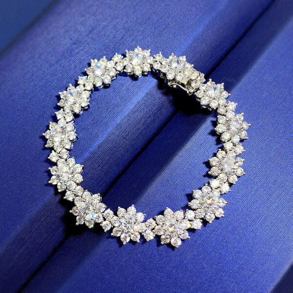 #56 S925 Silver Flower-shaped High-carbon Drill Women's Bracelet - Image 4