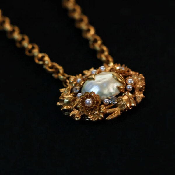 #318 Retro and High-end Baroque Pearl Flower Necklace Brooch - Image 10