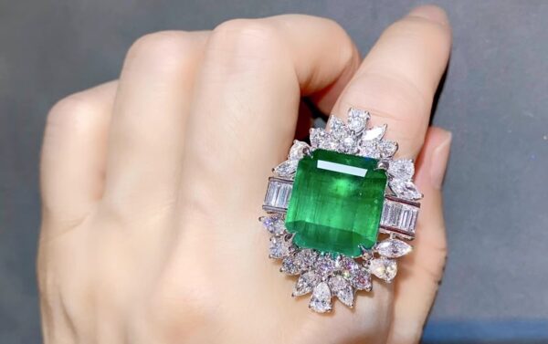 403#High end fashion natural emerald ring pendant necklace with three use main stone 18.76 carats 18k gold and diamond LD certificate - Image 9