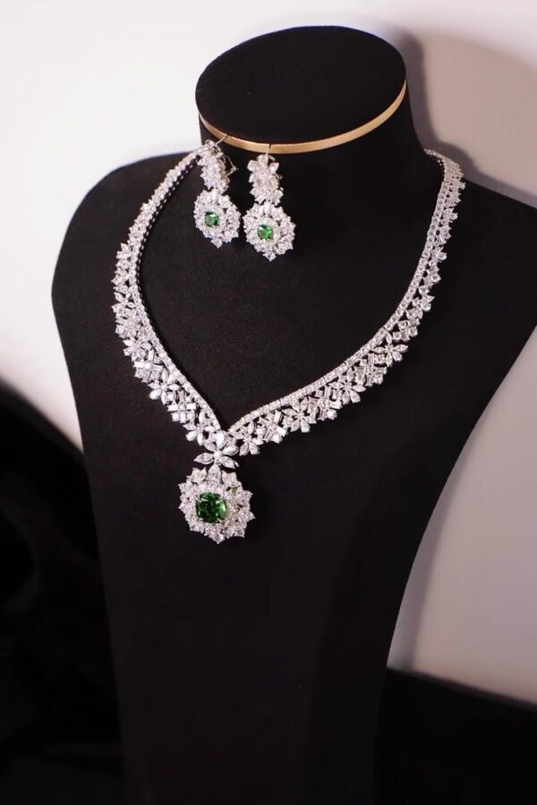 #101 925 Silver-inlaid Zircon Necklace and Earring set - Image 10