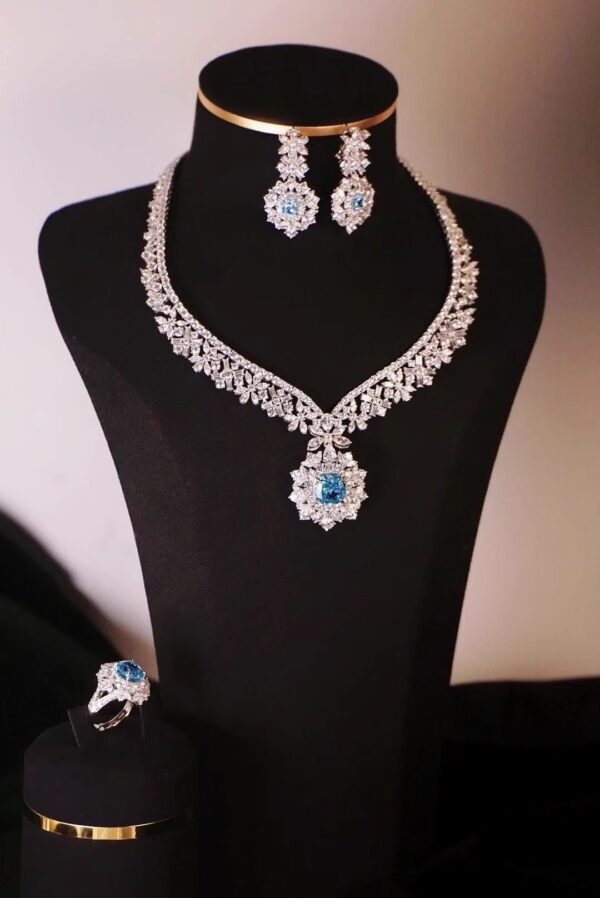 #101 925 Silver-inlaid Zircon Necklace and Earring set