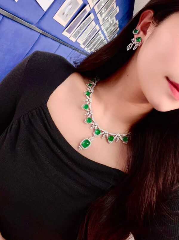 #213 Natural Emerald Evening Dress Necklace, main stone 63.31-carat 18k gold set with diamonds and certificate - Image 2