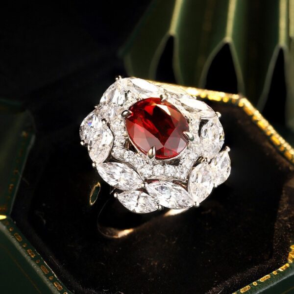 #208 S925 silver-gold plated laboratory-grown pigeon blood ruby oval-shaped 3-carat ring - Image 2