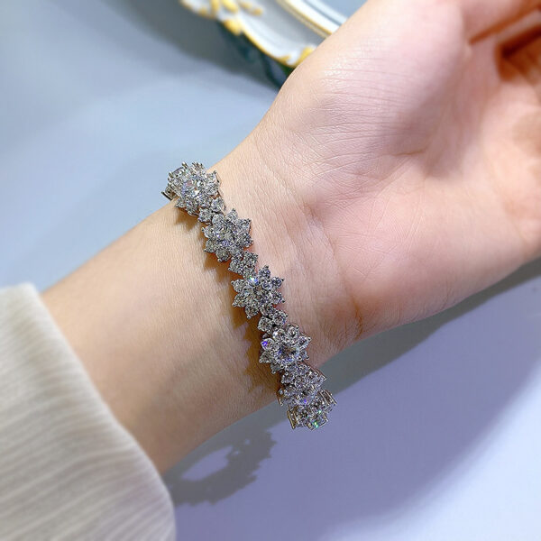 #56 S925 Silver Flower-shaped High-carbon Drill Women's Bracelet - Image 6