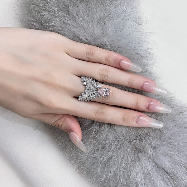 #276 New S925 Silver 2ct Pear-Shaped 7*10mm Feather Crown High-Carbon Diamond Ladies' Ring - Image 3