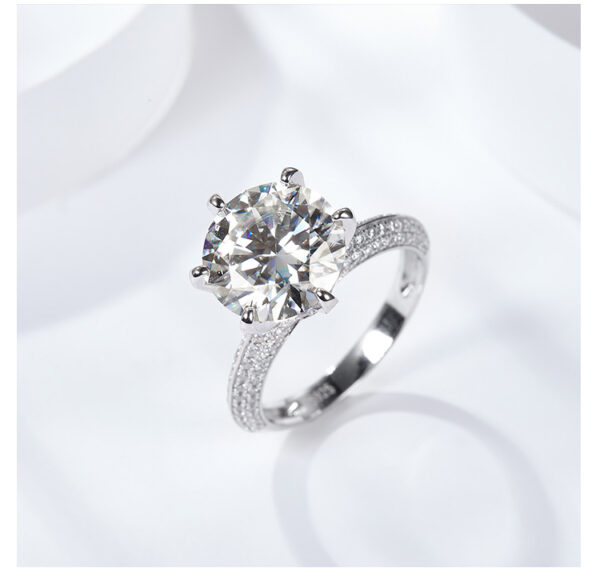 #141 S925 Silver Light Luxury Exquisite High-end 5-carat Moissanite round women's ring - Image 4