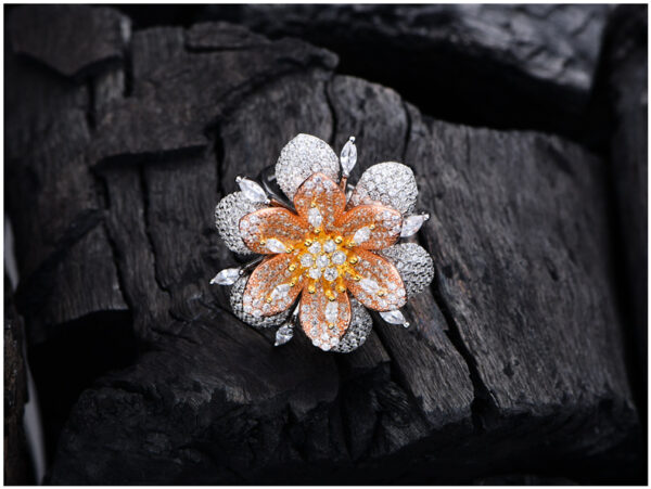 #202 S925 Silver micro-set Zircon large Flower ring, a new exaggerated and personalized girls' ring - Image 3