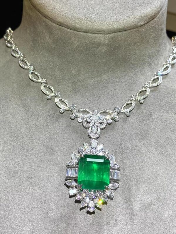 403#High end fashion natural emerald ring pendant necklace with three use main stone 18.76 carats 18k gold and diamond LD certificate - Image 4