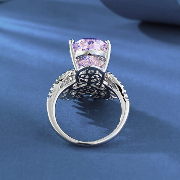 #277 New S925 Silver 5ct Drop-shaped 10*15mm High-Carbon Diamond Women's Ring - Image 4