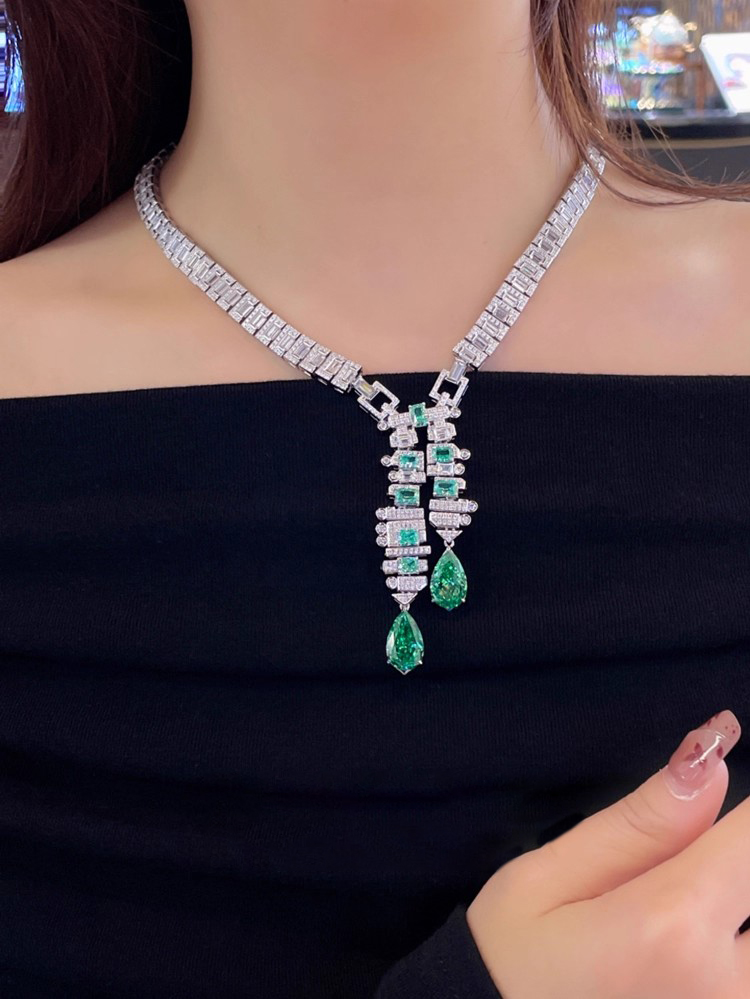 #427 S925 silver plated with gold, Paráiteba color cultivated diamond ladies' evening necklace - Image 4