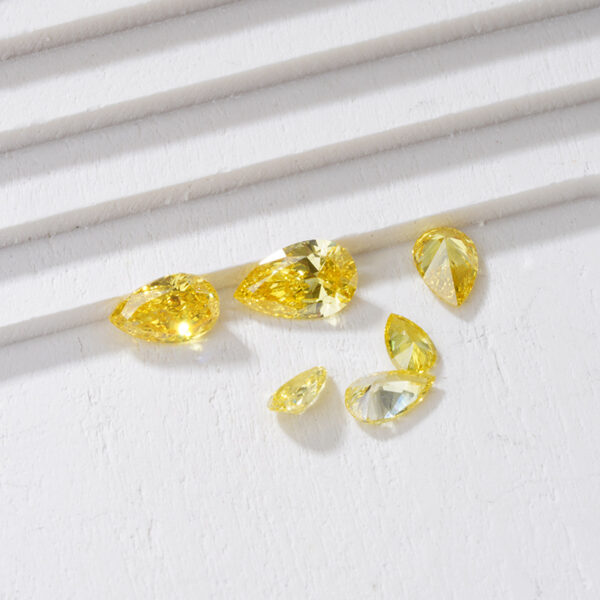 49# 10.01CT VVS2 Yellow Diamond, IGI certificate Laboratory-grown diamond - Image 4