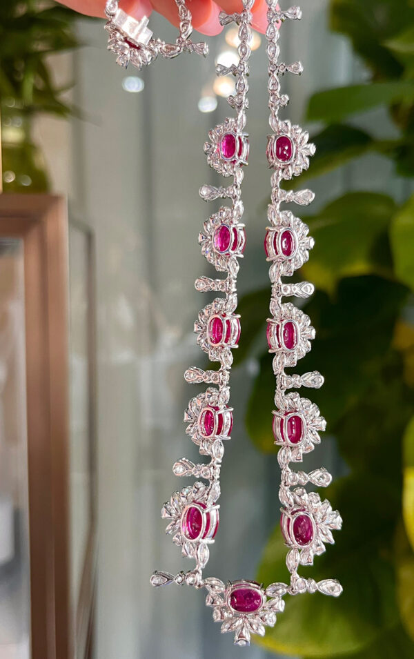 397#High end fashion natural Burmese pigeon blood red ruby necklace with main stone of 29.35 carats and 18K gold inlaid with natural diamonds - Image 8