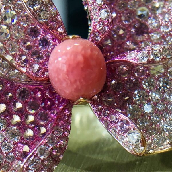 395#High jewelry Fashion Natural Cherry Blossom Powder Conch Pearl Hole Bead Ring Main Stone 2.572 Carat 18k Gold with Diamond HL - Image 5