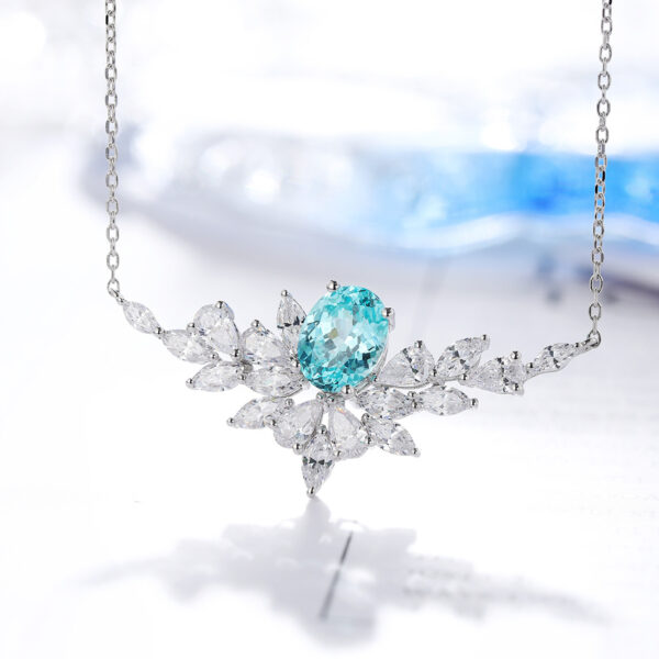 #270 S925 silver laboratory-grown Paraiba necklace collar chain. The main stone weighs approximately 3.2 carats.