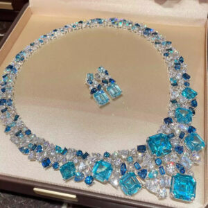 #224 Fashionable High-End Aquamarine Banquet Necklace