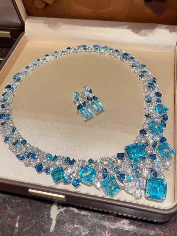 #224 Fashionable High-End Aquamarine Banquet Necklace