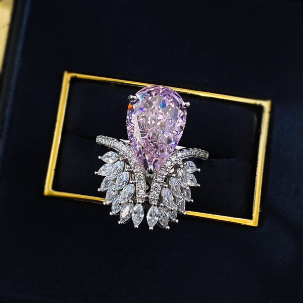 #277 New S925 Silver 5ct Drop-shaped 10*15mm High-Carbon Diamond Women's Ring - Image 2
