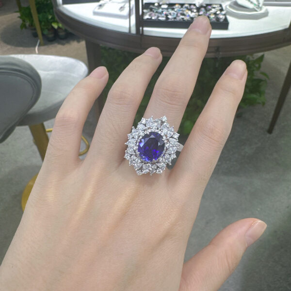 #142 S925 silver, light luxury, exquisite and high-end, with a bold oval 5-carat pigeon blood red ring - Image 4