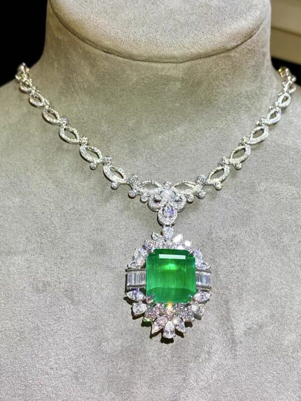 403#High end fashion natural emerald ring pendant necklace with three use main stone 18.76 carats 18k gold and diamond LD certificate - Image 2