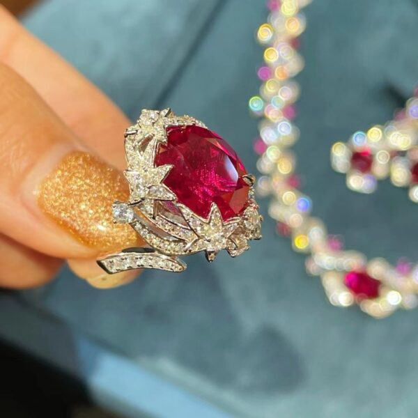 # 160 925 silver gold-plated luxury jewelry, designer exhibition celebrity same jewelry gradient color cultivation ruby geometric shape autumn and winter brilliant star cultivation gemstone - Image 3