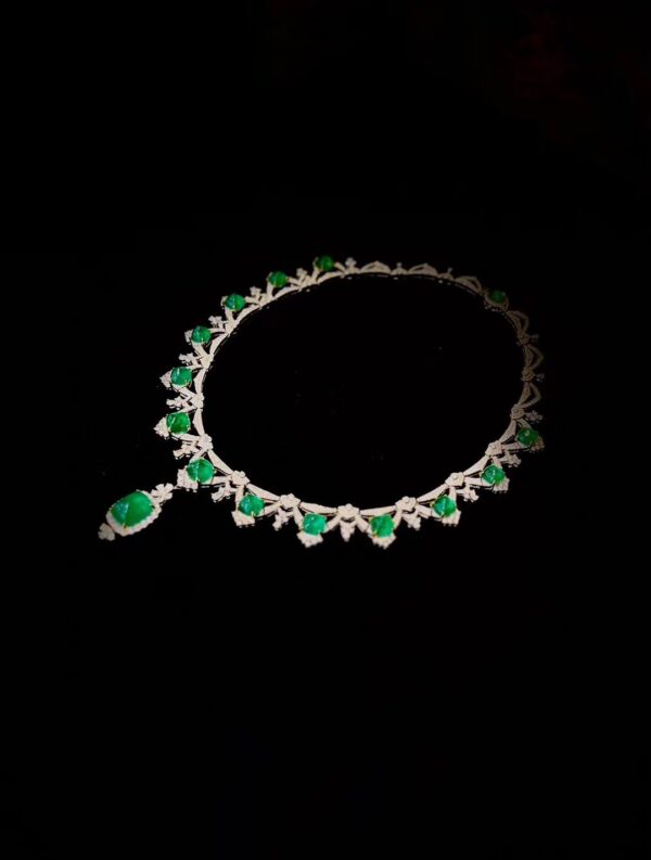 #213 Natural Emerald Evening Dress Necklace, main stone 63.31-carat 18k gold set with diamonds and certificate - Image 4