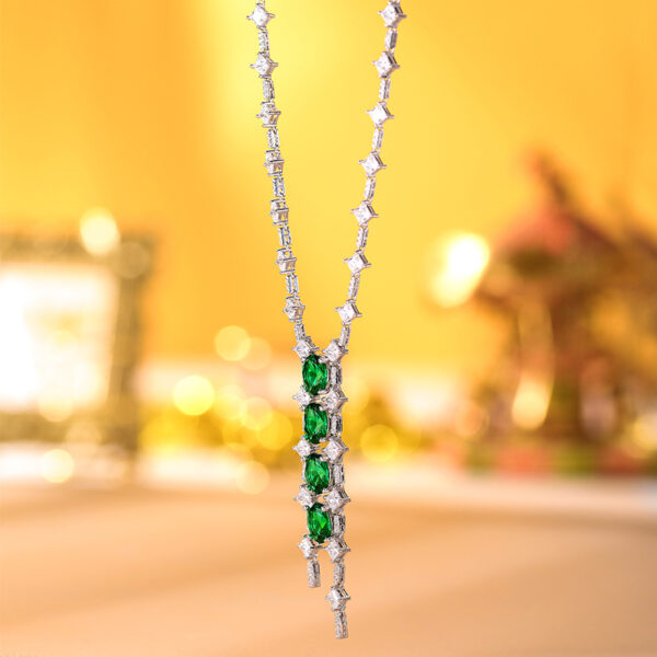 #163 S925 Silver Light Luxury Exquisite High-end Cultivated emerald necklace with chain - Image 6