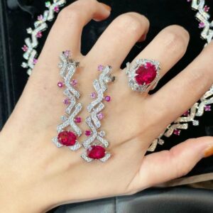 # 160 925 silver gold-plated luxury jewelry, designer exhibition celebrity same jewelry gradient color cultivation ruby geometric shape autumn and winter brilliant star cultivation gemstone