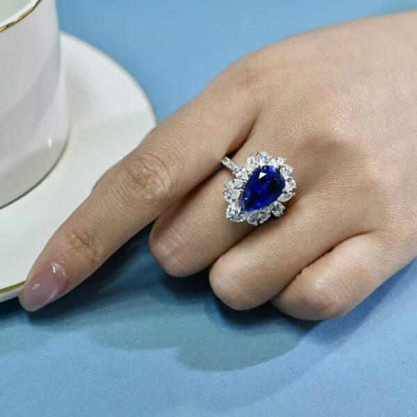 # 134 S925 Silver Light Luxury Exquisite High-end Feel 5.3ct cultivated sapphire Large water drop ring - Image 4