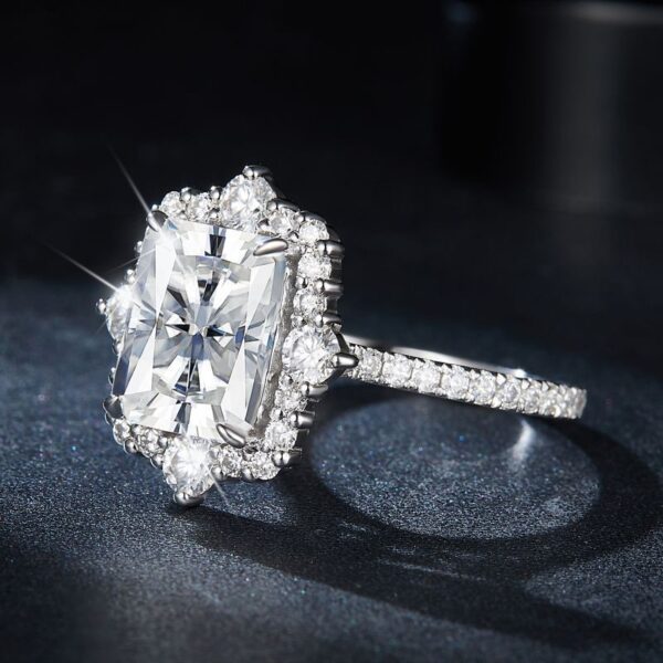 #232 S925 Silver Light Luxury, Exquisite and high-end 4-carat Redien Che All-Moissan diamond ring - Image 6
