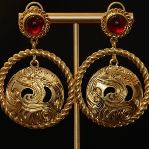#317 Retro and High-end red glass earrings