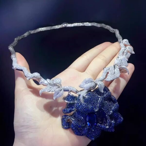 #112 925 Silver inlaid zircon flower-shaped necklace - Image 7