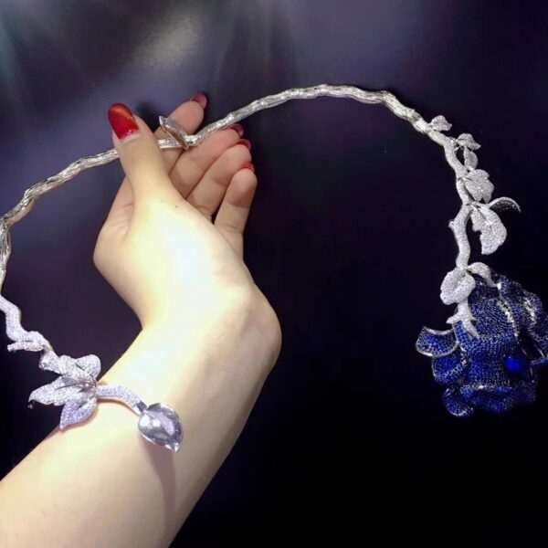 #112 925 Silver inlaid zircon flower-shaped necklace - Image 11